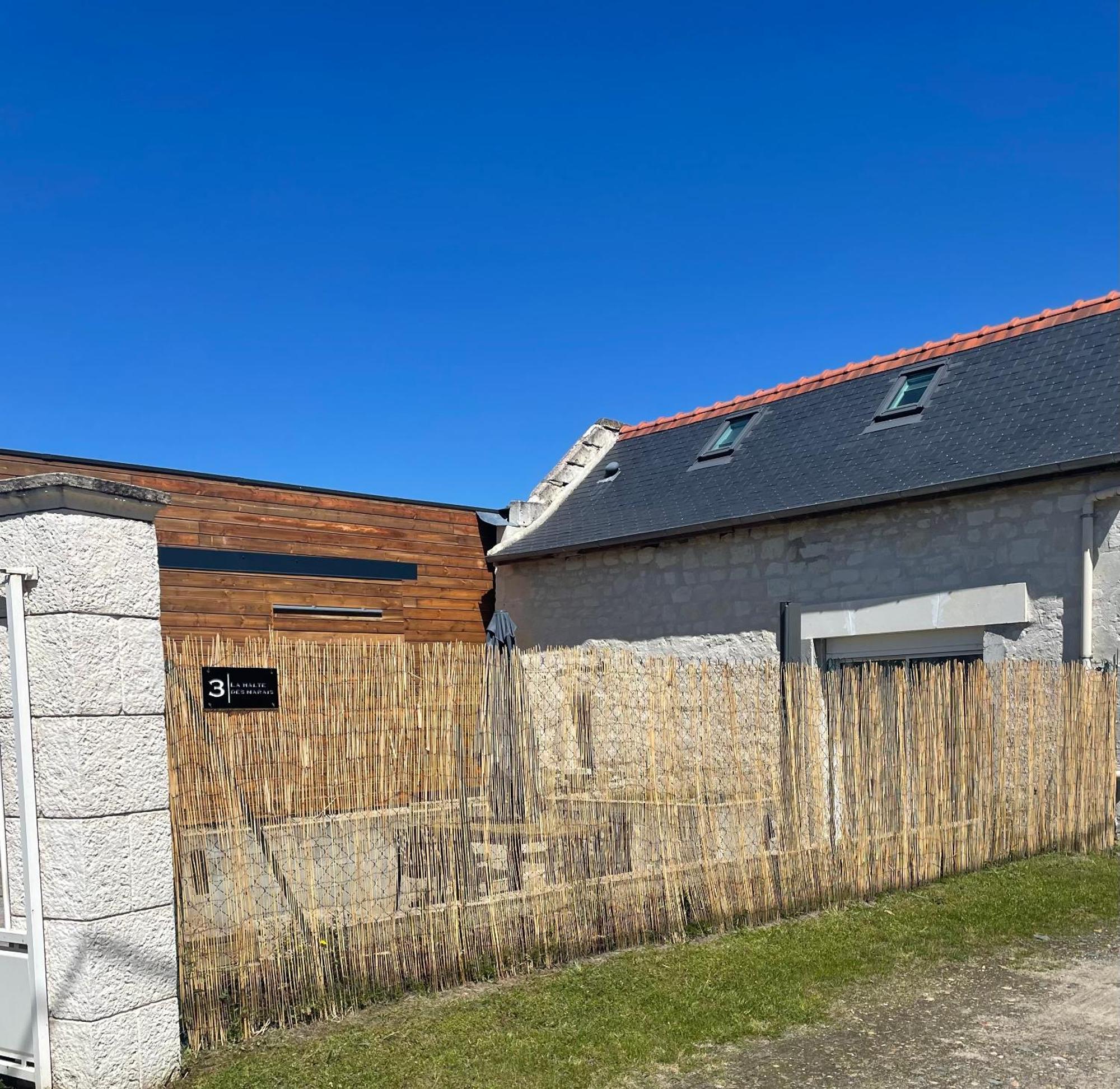 La Halte Des Marais Vila Huismes Exterior foto